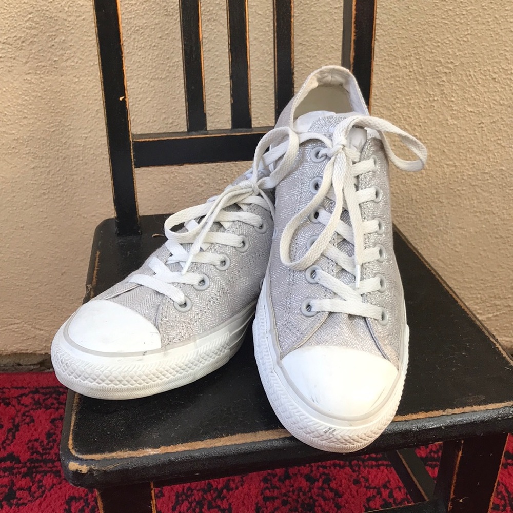 SILVER CONVERSE ALL STARS ⭐️ 9 Med